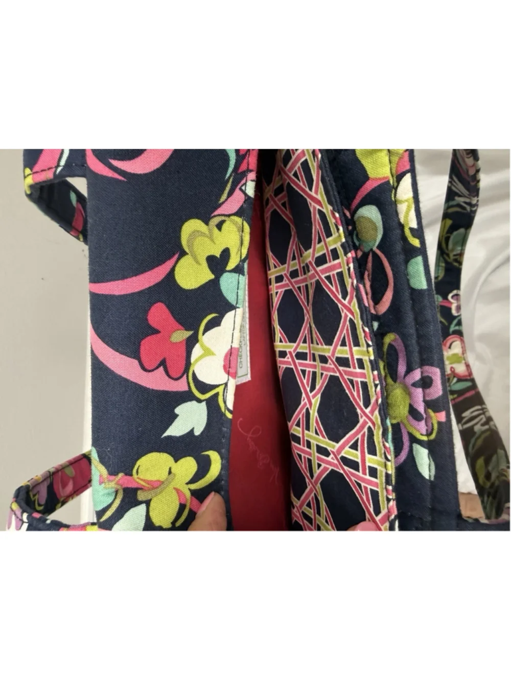 Vera Bradley Ribbons Floral Laptop Bag With Checkpoint Compartment